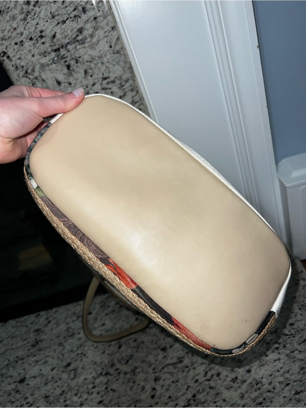 Robin Ruth Scarlett Handbag - Picture 4 of 5